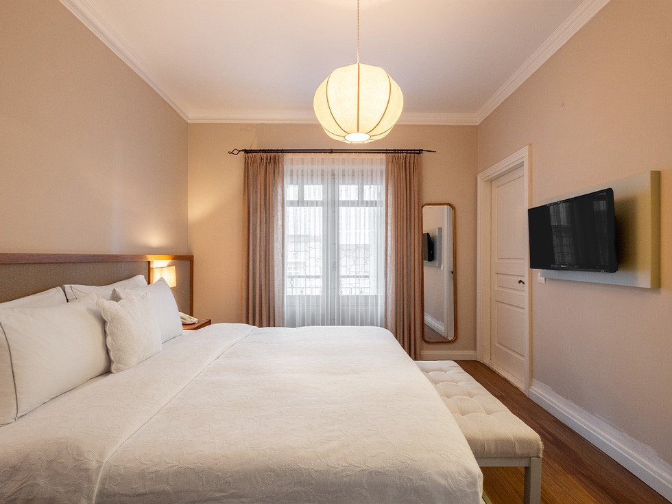 Alaçatı Viento Hotel oda 104 deluxe banyo şık ve temiz banyo tasarımı